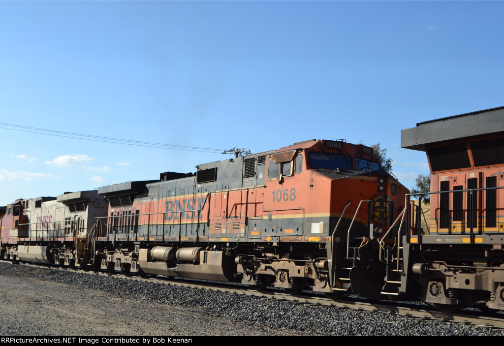 BNSF 1068